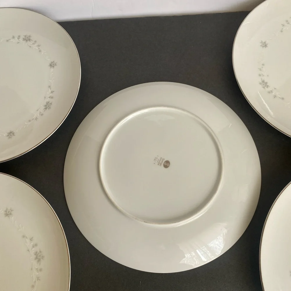 Sango China Japan JULIE 5 round dinner plates 10.5 inch gray floral pattern